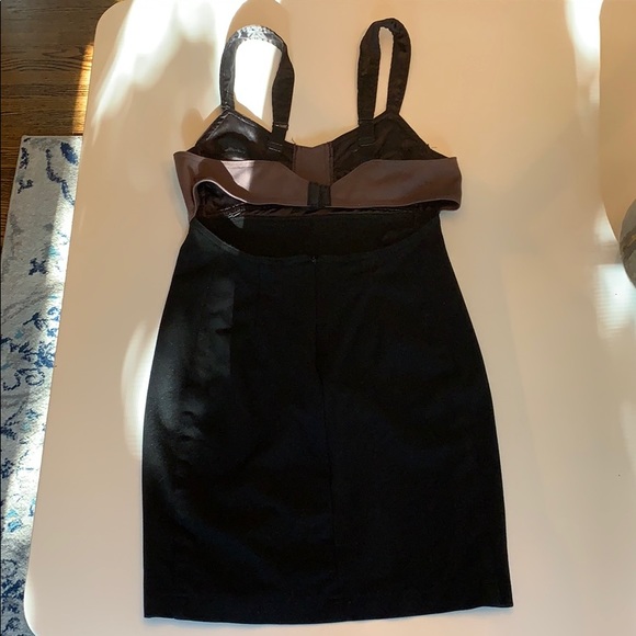 Dress - Picture 4 of 4